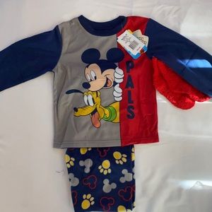 2pc. 4T pajamas